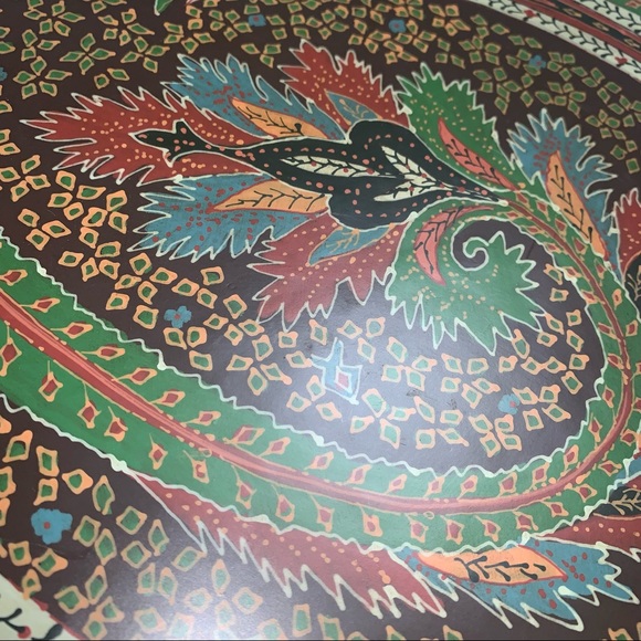 Oriental Accent Since 1880 Accents Vintage Decorative Paisley Print